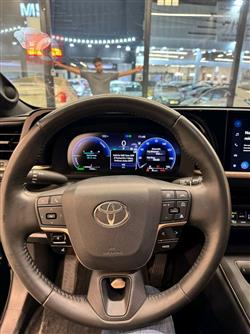 تۆیۆتا کراون